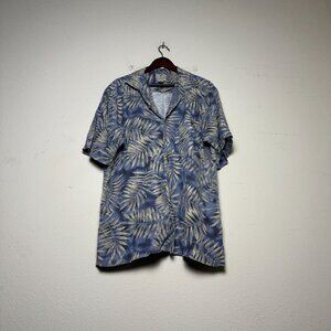 VTG Luau Short Sleeve Casual Shirt Men L Blue Floral Vacation Relaxed Hawaiian